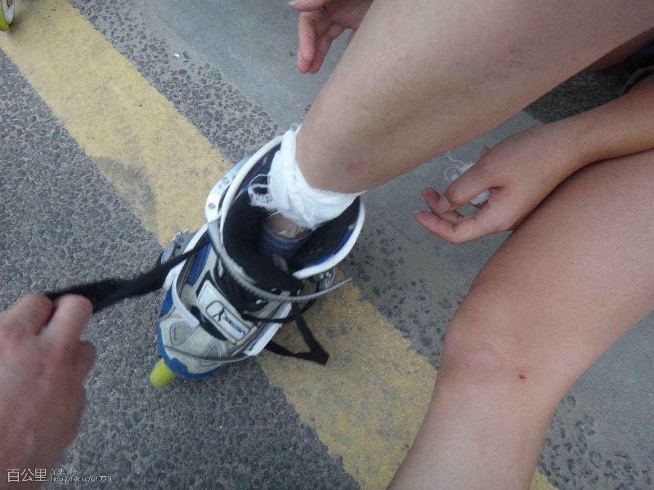 磨脚了.JPG